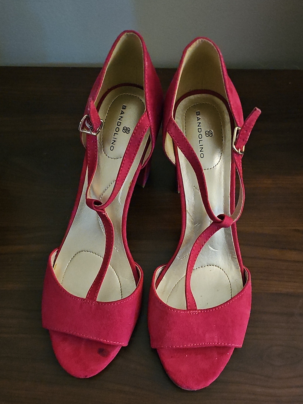 Bandolino Pink Suede T-Strap Heels